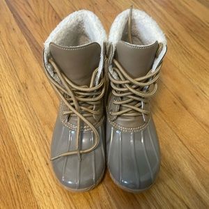 Waterproof duckboots, rain boots, size 6